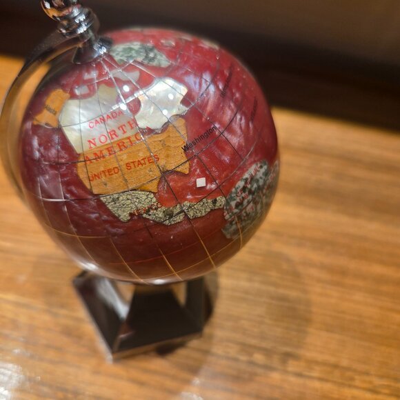 GEMSTONE GLOBE - BRAND NEW IN GIFT BOX - Picture 5 of 10